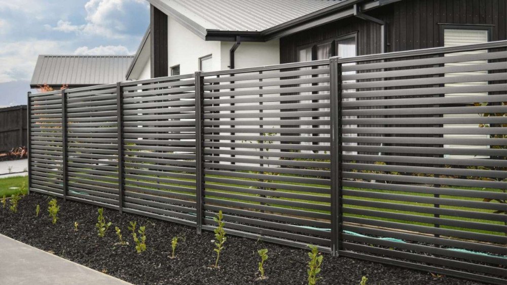 Horizontal Aluminum Fence